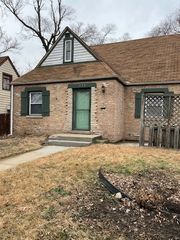 151 W Glen Lane, Riverdale, IL 60827