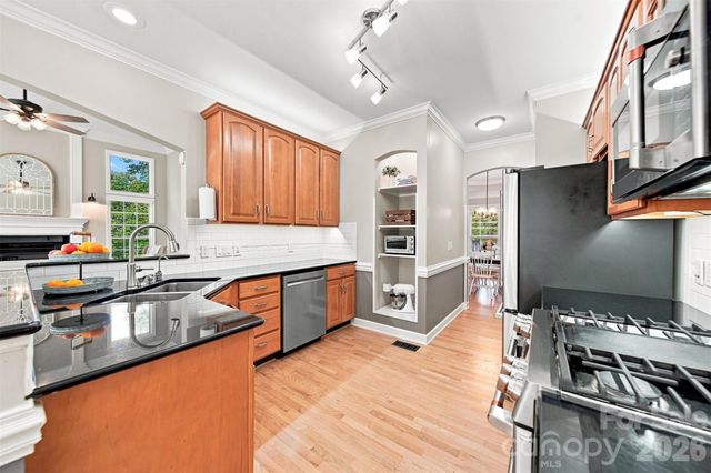 1221 Willow Creek Drive, Newton, NC 28658