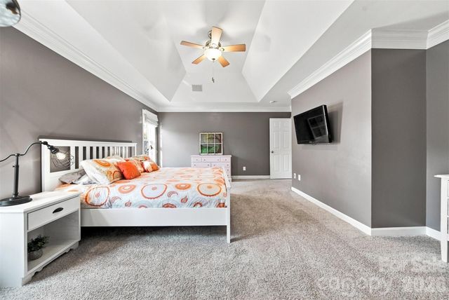 1221 Willow Creek Drive, Newton, NC 28658