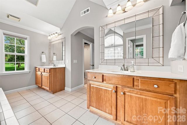 1221 Willow Creek Drive, Newton, NC 28658