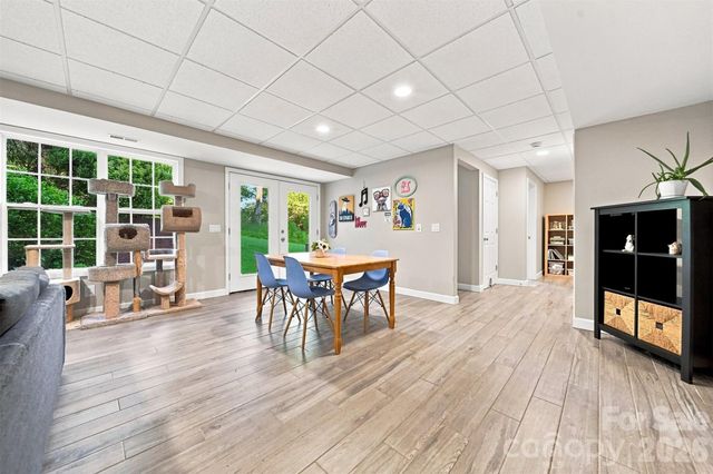 1221 Willow Creek Drive, Newton, NC 28658