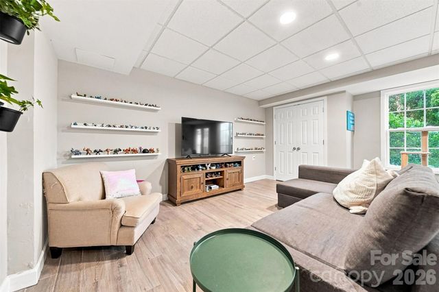 1221 Willow Creek Drive, Newton, NC 28658