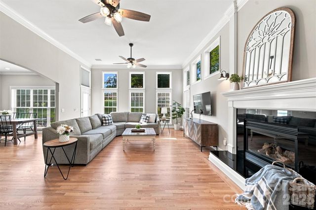 1221 Willow Creek Drive, Newton, NC 28658