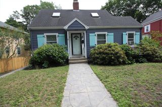 165 Lynn Fells Pkwy 165, Melrose, MA 02176