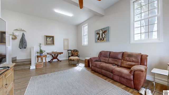 9180 State Route 80 W, Mayfield, KY 42066