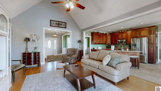 9180 State Route 80 W, Mayfield, KY 42066