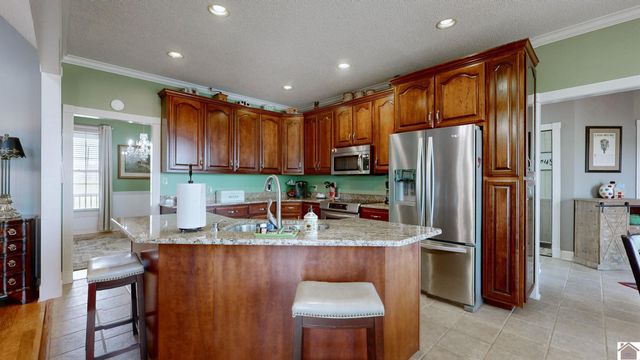 9180 State Route 80 W, Mayfield, KY 42066