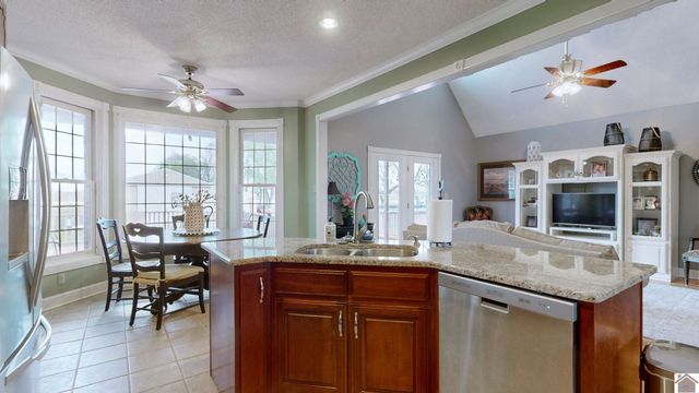 9180 State Route 80 W, Mayfield, KY 42066