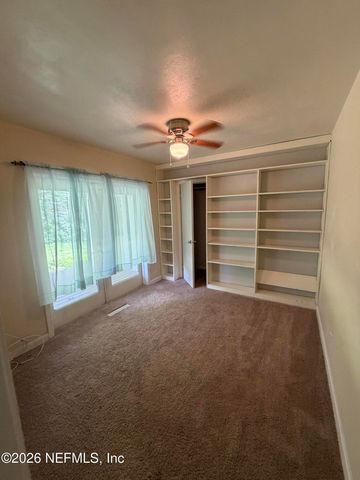 3821 MIRUELO Circle N, Jacksonville, FL 32217