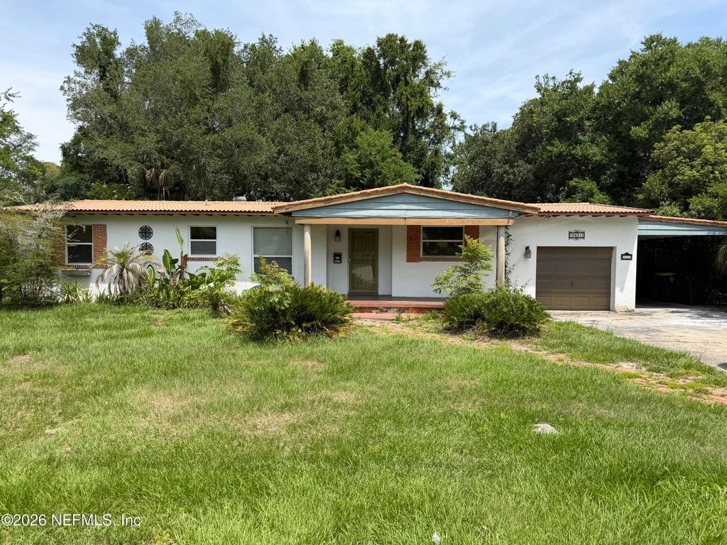 3821 MIRUELO Circle N, Jacksonville, FL 32217