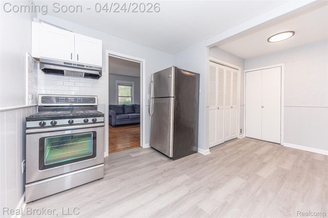 31732 Alvin Street, Garden City, MI 48135