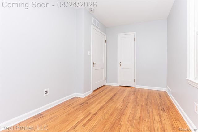 31732 Alvin Street, Garden City, MI 48135