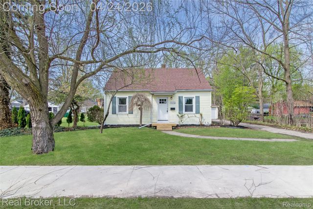 31732 Alvin Street, Garden City, MI 48135