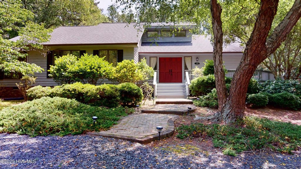 135 Gray Fox Run, Pinehurst, NC 28374