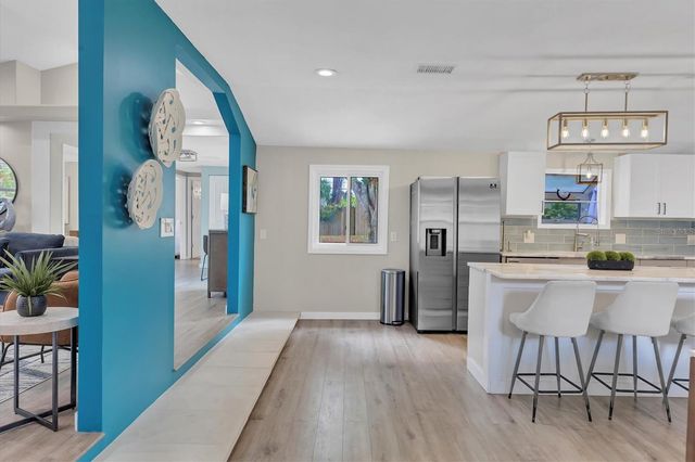 4110 IOLA DRIVE, Sarasota, FL 34231