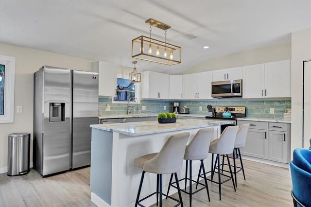 4110 IOLA DRIVE, Sarasota, FL 34231