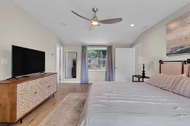 4110 IOLA DRIVE, Sarasota, FL 34231