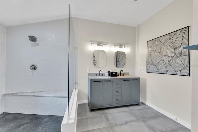 4110 IOLA DRIVE, Sarasota, FL 34231