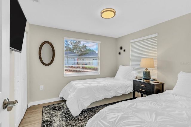 4110 IOLA DRIVE, Sarasota, FL 34231