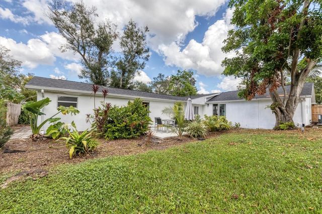 4110 IOLA DRIVE, Sarasota, FL 34231