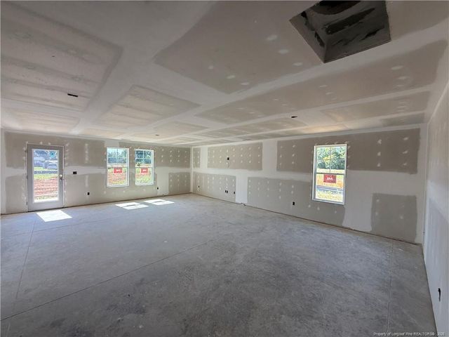 124 Boston River Drive, Dunn, NC 28334