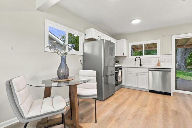 1324 Elderwood Avenue, Columbus, OH 43227