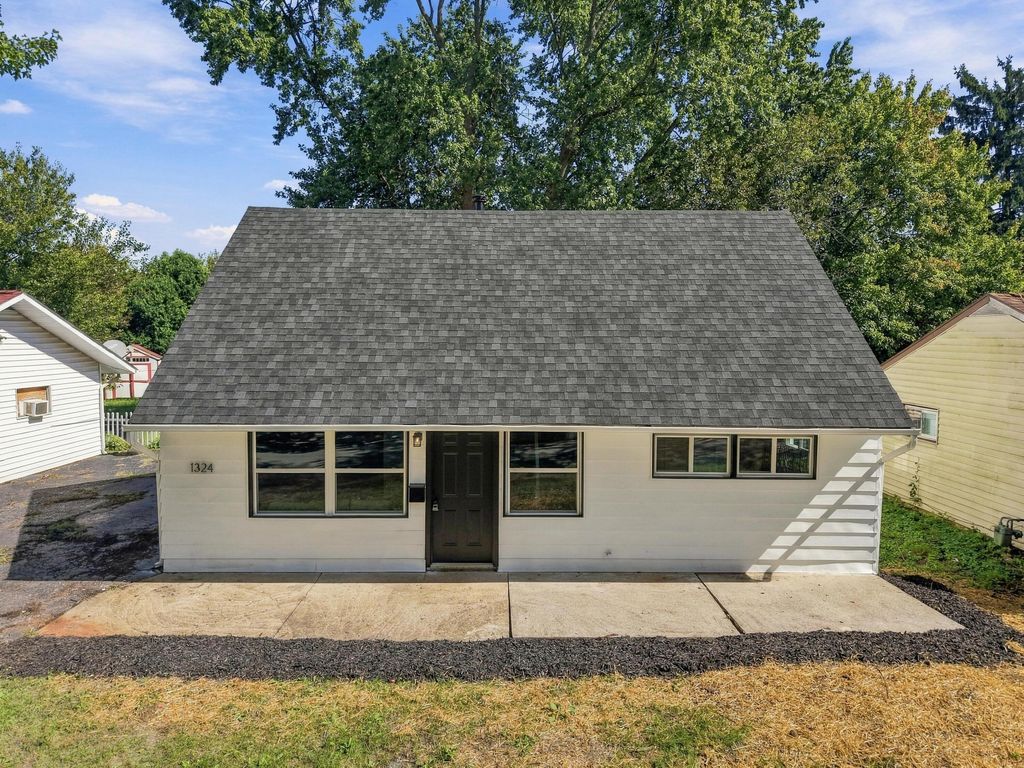 1324 Elderwood Avenue, Columbus, OH 43227