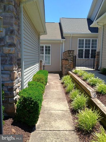904 CADMUS DR, Fredericksburg, VA 22401
