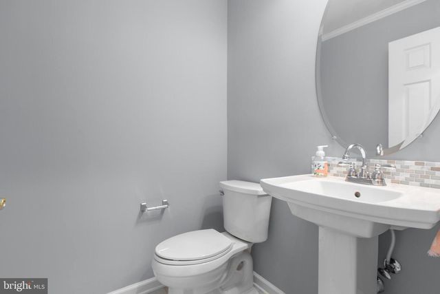 904 CADMUS DR, Fredericksburg, VA 22401