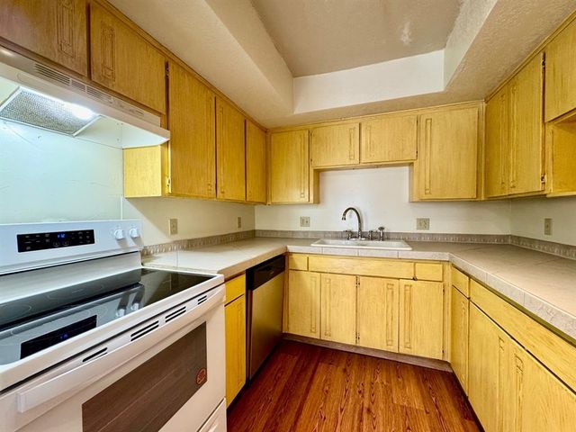 428 Sundance Lane, Edmond, OK 73034