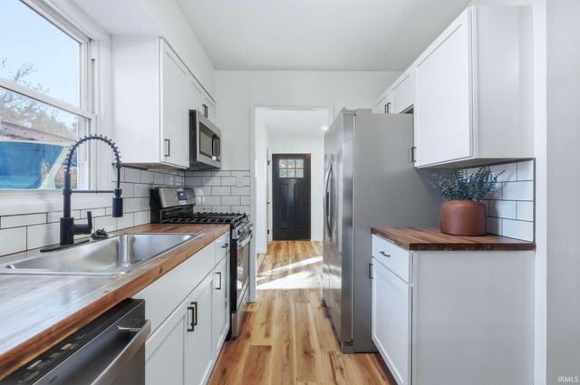 4622 Ridgelane Drive, Fort Wayne, IN 46804