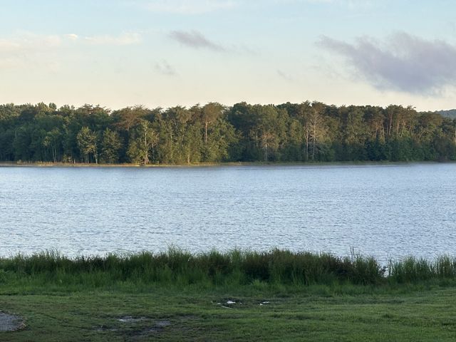 177 Shoreside Ct, Tracy City, TN 37387