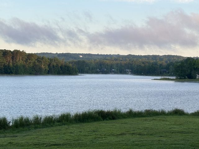 177 Shoreside Ct, Tracy City, TN 37387
