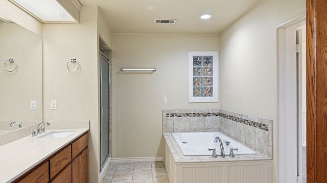700 Park Street, Gatesville, TX 76528