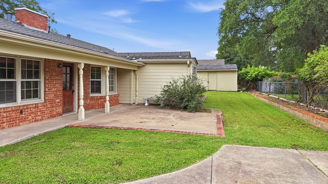 700 Park Street, Gatesville, TX 76528