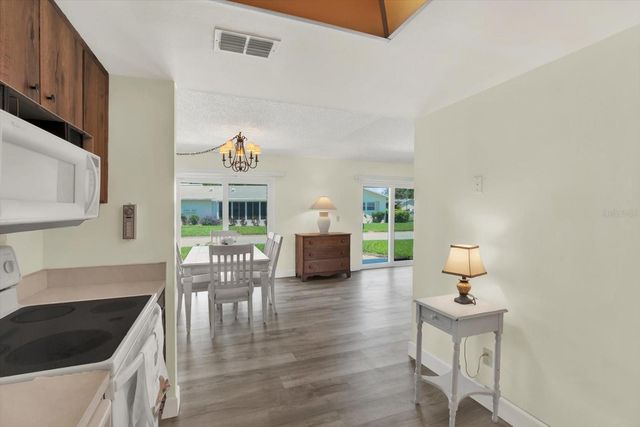 3146 37TH LANE S A, St Petersburg, FL 33711