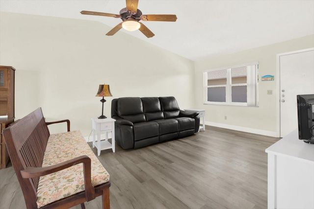 3146 37TH LANE S A, St Petersburg, FL 33711