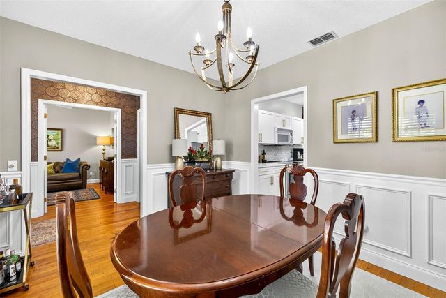 11240 GRANDVIEW DR, Dade City, FL 33525