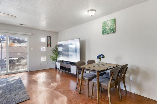 600 8th Street NW D, Albuquerque, NM 87102