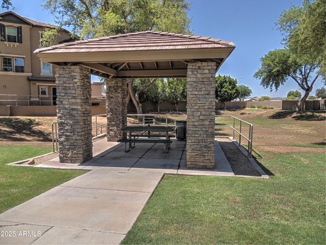 9233 E NEVILLE Avenue 1011, Mesa, AZ 85209