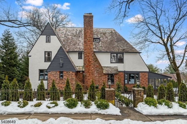 11 Undercliff Road, Montclair Twp., NJ 07042