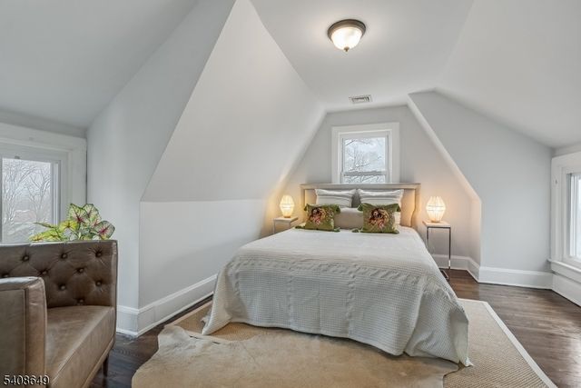 11 Undercliff Road, Montclair Twp., NJ 07042