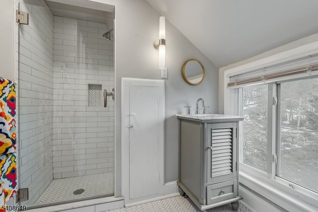 11 Undercliff Road, Montclair Twp., NJ 07042