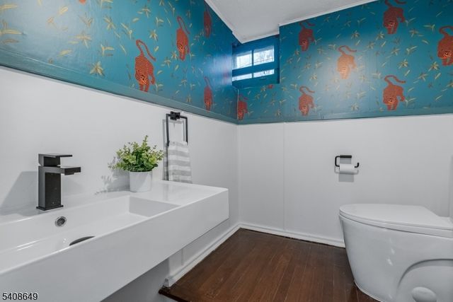 11 Undercliff Road, Montclair Twp., NJ 07042