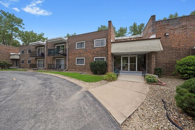 2807 Willow Road 103, Homewood, IL 60430