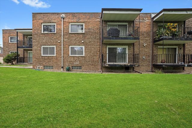 2807 Willow Road 103, Homewood, IL 60430