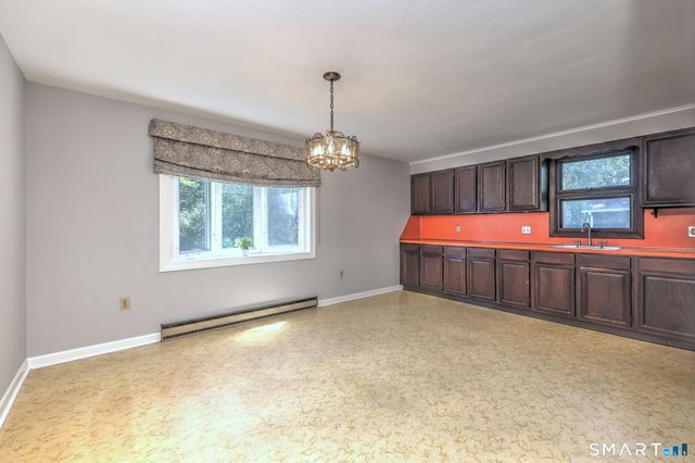 88 Bailey Road, Middletown, CT 06457