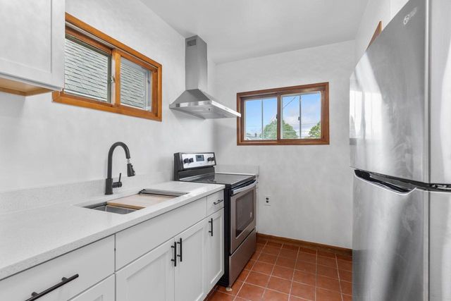 2116 70th STREET, West Allis, WI 53219