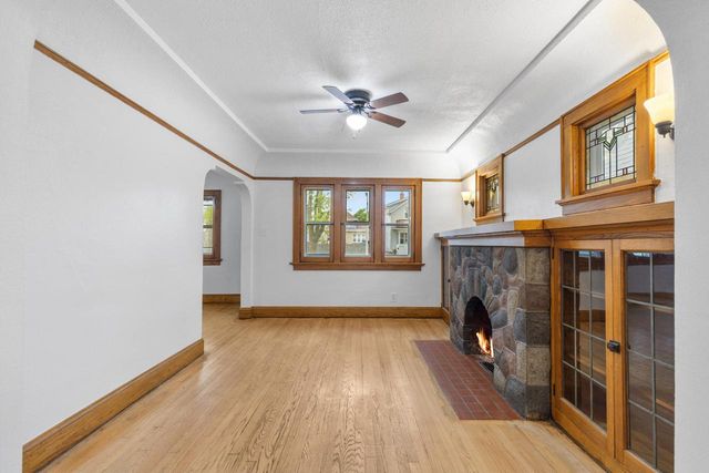 2116 70th STREET, West Allis, WI 53219