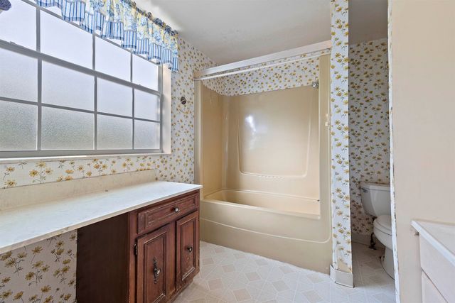 493 NE Shelby Extension, Madison, FL 32340